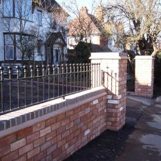 Double wall and railings