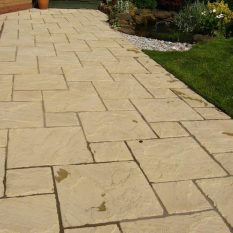 Stonemarket Paving Slabs